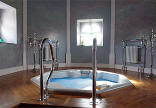 Jacuzzi im Gäste Bad