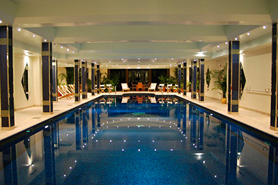 Schwimmbad im Keller